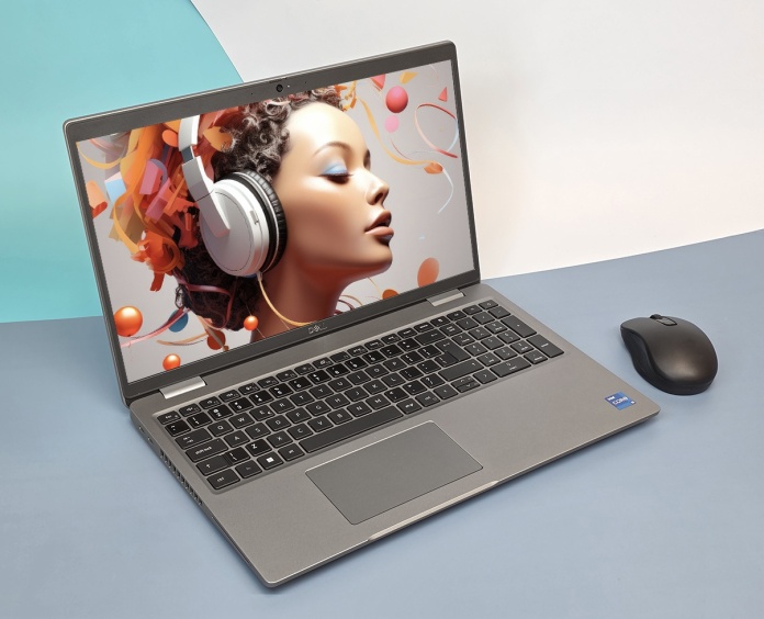 Dell Latitude 5530 - zdjęcie produktu